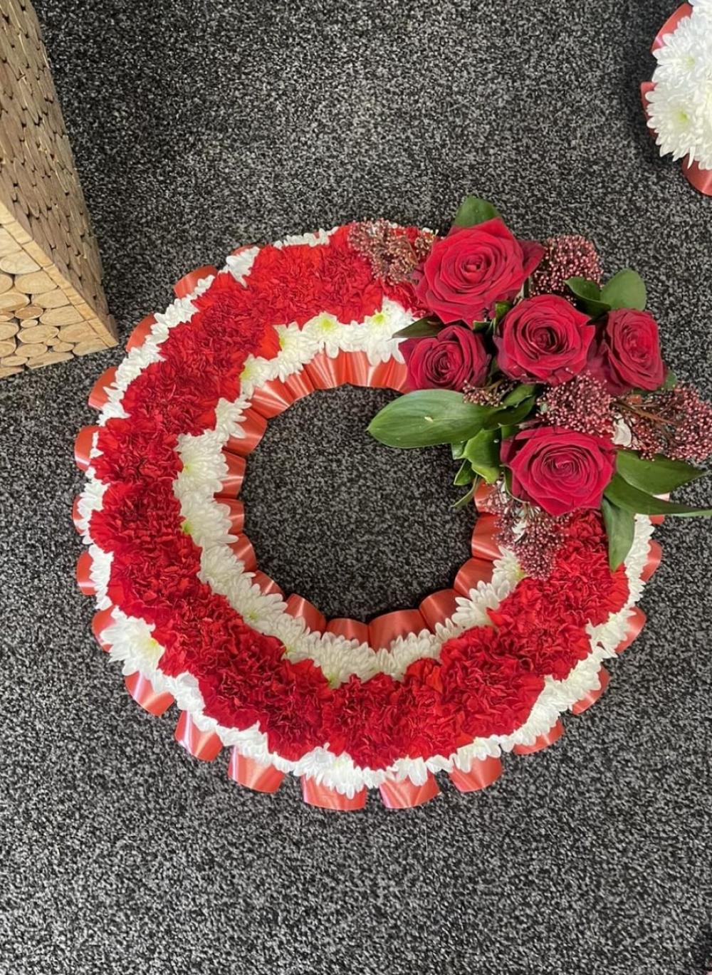 Wreath in Reds